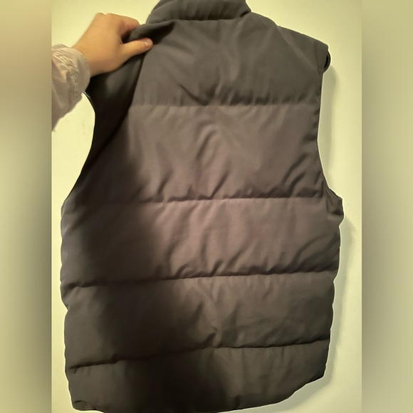 Selling Canada Goose Garson Vest Size S - Picture 2 of 3